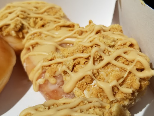Bakery «Krispy Kreme Doughnuts», reviews and photos, 32450 Dyer St, Union City, CA 94587, USA
