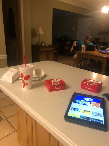 Fast Food Restaurant «Chick-fil-A», reviews and photos, 1036 W Poplar Ave, Collierville, TN 38017, USA