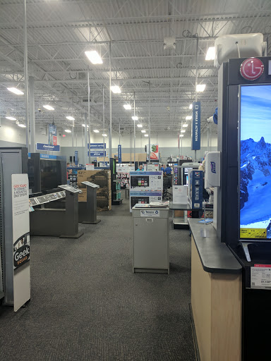 Electronics Store «Best Buy», reviews and photos, 105 Shoppers Way, Christiansburg, VA 24073, USA