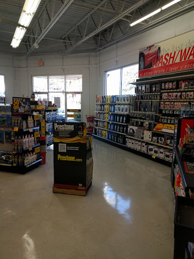 Auto Parts Store «Advance Auto Parts», reviews and photos, 1665 Providence Blvd, Deltona, FL 32725, USA