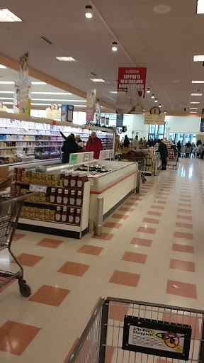 Grocery Store «Market Basket», reviews and photos, 275 Squire Rd, Revere, MA 02151, USA