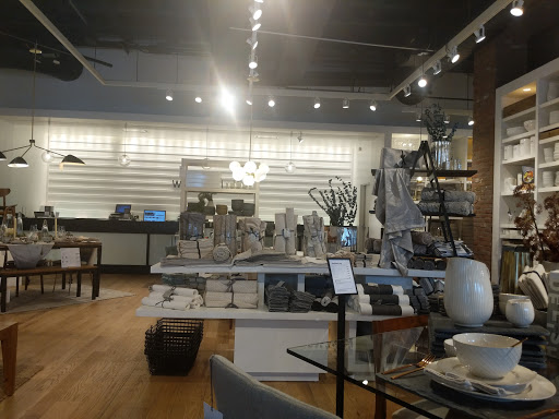 Furniture Store «west elm», reviews and photos, 2955 E 1st Ave #101, Denver, CO 80206, USA