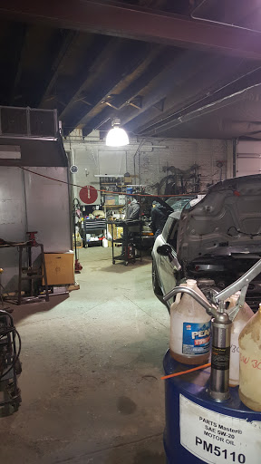 Auto Body Shop «Classic Cars Body Shop & Auto», reviews and photos, 4711 S Western Blvd, Chicago, IL 60609, USA