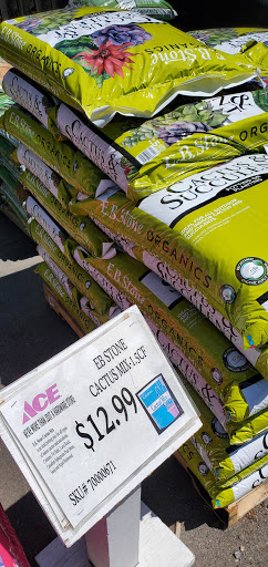 Hardware Store «Garrett Hardware & Plbg Co», reviews and photos, 1340 Healdsburg Ave, Healdsburg, CA 95448, USA