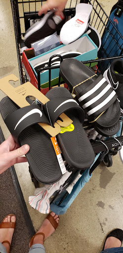 Shopping Mall «Laguna Hills Mall», reviews and photos, 24155 Laguna Hills Mall, Laguna Hills, CA 92653, USA