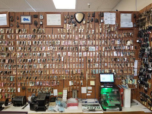 Locksmith «Kwik Key Lock & Safe Inc», reviews and photos, 1949 W El Camino Real, Mountain View, CA 94040, USA