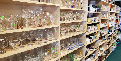 Thrift Store «Life Center Thriftshop», reviews and photos, 6331 6th Ave, Tacoma, WA 98406, USA