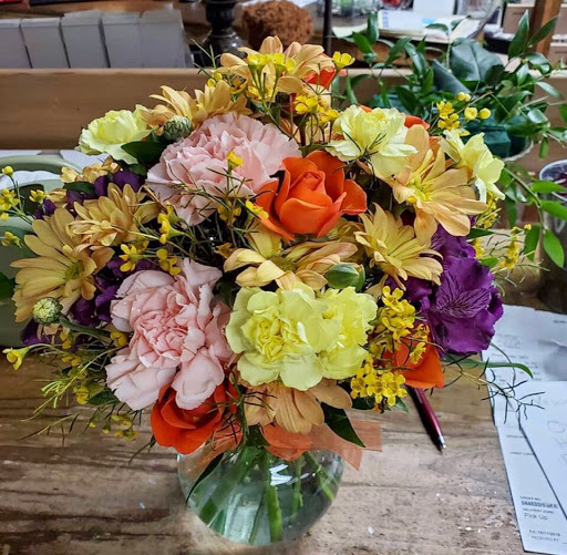 Florist «Secret Garden Florist & Gift Shop, Inc», reviews and photos, 2294 NY-208, Montgomery, NY 12549, USA