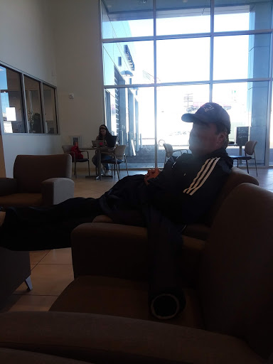 Toyota Dealer «Hartford Toyota Superstore», reviews and photos, 135 W Service Rd, Hartford, CT 06120, USA