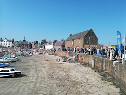 Stonehaven Harbour Beach'in fotoğrafı dağlarla çevrili