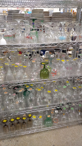 Non-Profit Organization «Goodwill Store & Donation Center», reviews and photos, 10909 W Oklahoma Ave, West Allis, WI 53227, USA