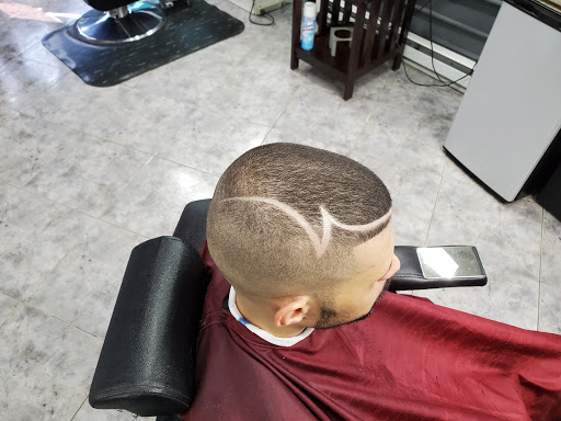 Barber Shop «Los Bambinos Barbershop», reviews and photos, 428 New Britain Ave, Hartford, CT 06106, USA