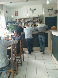 Atmosphère du Restaurant Au Vieux Pressoir à Cranves-Sales - n°1