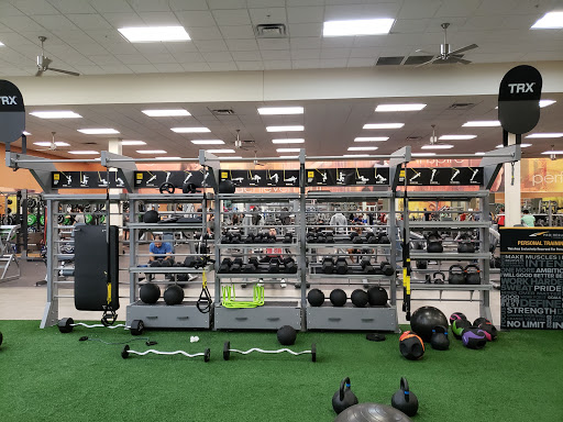 Gym «LA Fitness», reviews and photos, 44777 Mound Rd, Sterling Heights, MI 48314, USA