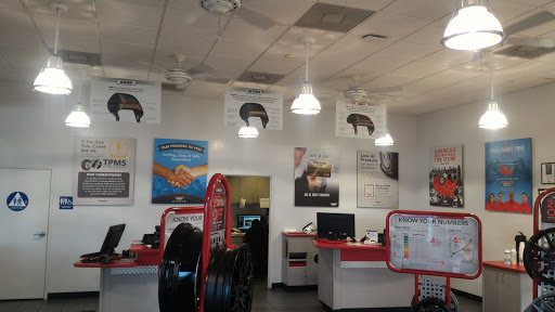 Tire Shop «Discount Tire Store - San Diego, CA», reviews and photos, 5860 Miramar Rd, San Diego, CA 92121, USA