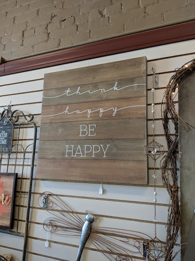 Quilt Shop «River Road Quilt Shop @ Nelson Flag», reviews and photos, 2501 South Ave, La Crosse, WI 54601, USA