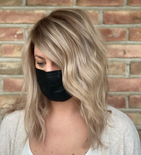 Hair Salon «Vivid Salon & Spa», reviews and photos, 15320 Bagley Rd, Middleburg Heights, OH 44130, USA