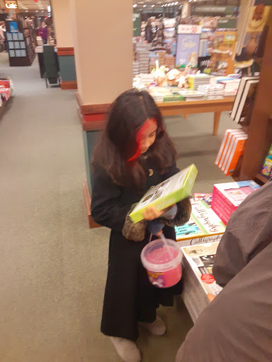 Book Store «Barnes & Noble», reviews and photos, 5405 Touhy Ave, Skokie, IL 60077, USA