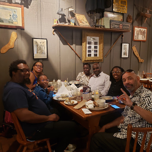 American Restaurant «Cracker Barrel Old Country Store», reviews and photos, 1240 NJ-73, Mt Laurel, NJ 08054, USA