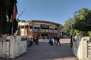 Dhirajlal J Shah Town Hall, Anand image