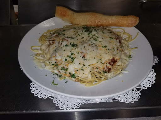 Golf Course «Tanglewood Golf Course», reviews and photos, 22805 Country Club Dr, South Lyon, MI 48178, USA