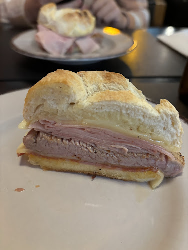 Comentários e avaliações sobre o Francesinha Café