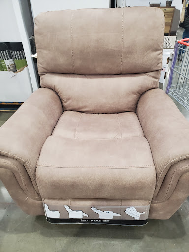 Warehouse store «Costco Wholesale», reviews and photos, 5901 Redwood Dr, Rohnert Park, CA 94928, USA