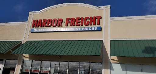 Hardware Store «Harbor Freight Tools», reviews and photos, 1317 E Osceola Pkwy, Kissimmee, FL 34744, USA