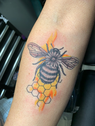 Tattoo Shop «Dark Lotus Tattoos», reviews and photos, 239 W Mill St, Liberty, MO 64068, USA