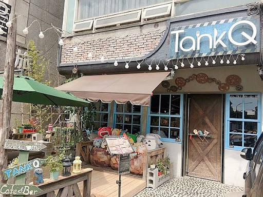 TankQ Cafe & Bar