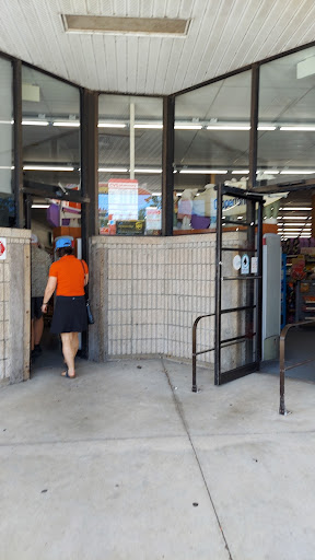 CVS, 2331 Palm Ridge Rd, Sanibel, FL 33957, USA, 