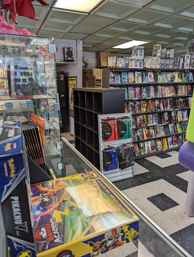Comic Book Store «Brave New Worlds», reviews and photos, 433 W Moreland Rd, Willow Grove, PA 19090, USA