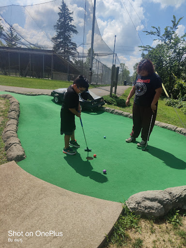 Miniature Golf Course «Willow Creek Golf & Sports Center», reviews and photos, 3120 S Lapeer Rd, Lake Orion, MI 48359, USA