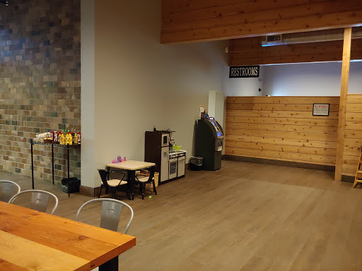 Bowling Alley «Strike City Lanes Bowling Center», reviews and photos, 1170 OR-99, Eugene, OR 97402, USA