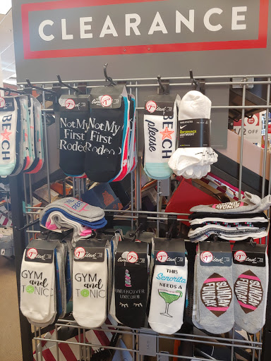 Shoe Store «Famous Footwear», reviews and photos, 1600 28th St, Boulder, CO 80301, USA