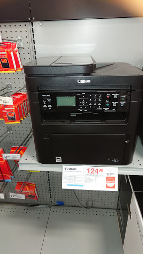 Office Supply Store «Staples», reviews and photos, 653 W Edgar Rd, Linden, NJ 07036, USA