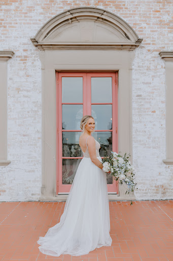 Bridal Shop «White Dress Bridal Boutique», reviews and photos, 237 E Pittsburgh Ave, Milwaukee, WI 53204, USA