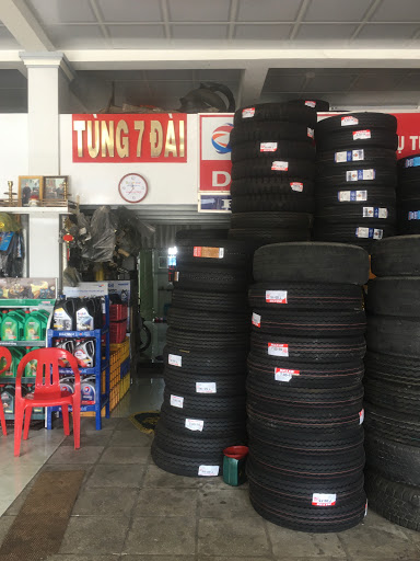 Cửa Hàng Phụ Tùng Ô Tô Tùng 7 Đài