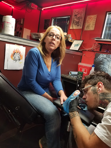 Tattoo Shop «Quality Ink -Tattoo and Piercing Studio», reviews and photos, 3604 Fort Crook Rd S, Bellevue, NE 68123, USA