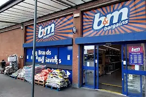 B&M Store image