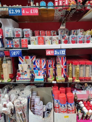 Reviews of Cool Britannia in London - Shop