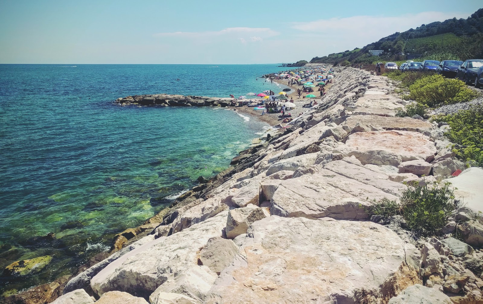 Fotografie cu Spiaggia della Foce - locul popular printre cunoscătorii de relaxare