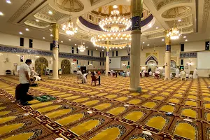 Al Hamza Mosque image