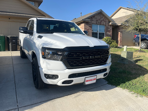 Used Car Dealer «Bluebonnet Chrysler Dodge», reviews and photos, 547 S Seguin Ave, New Braunfels, TX 78130, USA