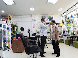 ร้านแว่นตาอินเทรนด์