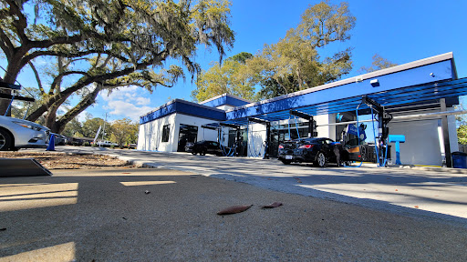 Caliber Car Wash - Wilmington en Wilmington