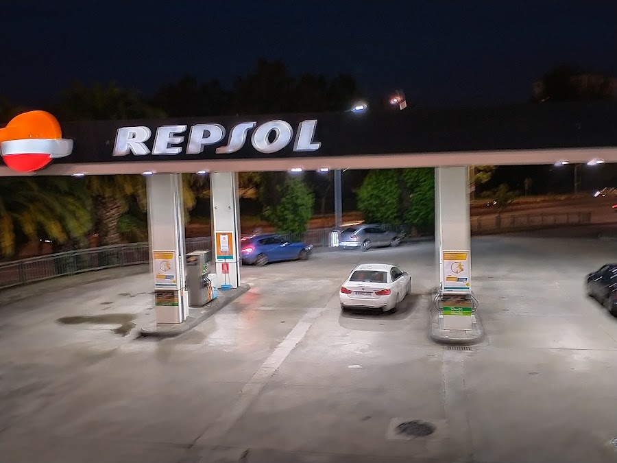 Gasolinera de las Rondas - Repsol