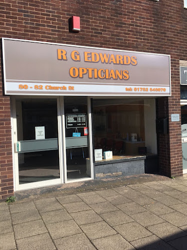 Comments and reviews of RG Edwards Opticians