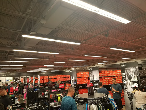 Clothing Store «Nike Factory Store», reviews and photos, 2350 Grand Cypress Dr #350, Wesley Chapel, FL 33544, USA