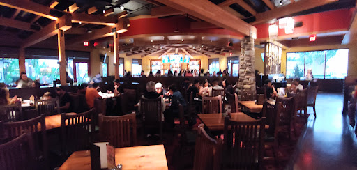 Shopping Mall «Villaggio Shopping Center», reviews and photos, 7959 N Blackstone Ave, Fresno, CA 93720, USA